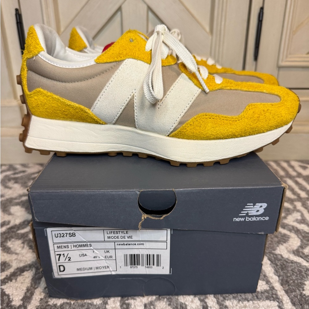 New Balance 327